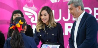 Promueven interés de alumnas poblanas en la ciencia