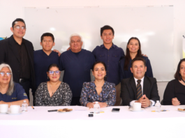 Comisión del Congreso sesiona en la Asociación Casa del Sordo