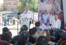 Pepe Chedraui y SMDIF entregan más de 7 mil despensas en Agua Santa