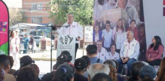 Pepe Chedraui y SMDIF entregan más de 7 mil despensas en Agua Santa