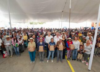 Pepe Chedraui refuerza seguridad alimentaria en Santo Tomás Chautla