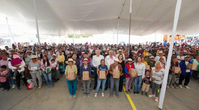 Pepe Chedraui refuerza seguridad alimentaria en Santo Tomás Chautla