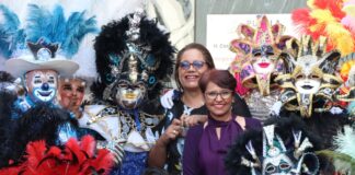 Congreso recibe demostración de baile de la cuadrilla de Huehues de Analco