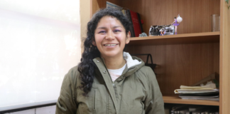 Académica IBERO Puebla invita a cuestionar el amor romántico