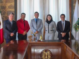 En Zacatlán, se reúnen notarios de la Sierra Norte con consejero Jurídico e IRCEP