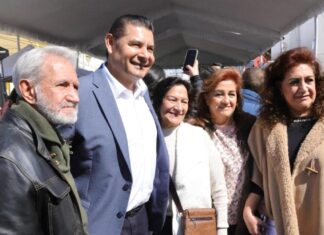 Armenta anuncia rehabilitación de parques en colonias de Puebla capital