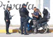 Cuautlancingo instala operativo de revisión de documentos a motociclistas