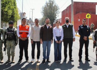 Pepe Chedraui entrega rehabilitación de calle Venus en Fovissste San Roque