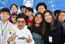 BUAP premia la mirada estudiantil tras concurso de autorretratos