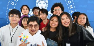 BUAP premia la mirada estudiantil tras concurso de autorretratos