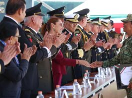 En Puebla, Sheinbaum destaca papel del Ejército en defensa de la soberanía