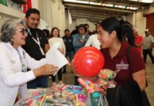 San Pedro Cholula entrega presentes a familias de trabajadores municipales