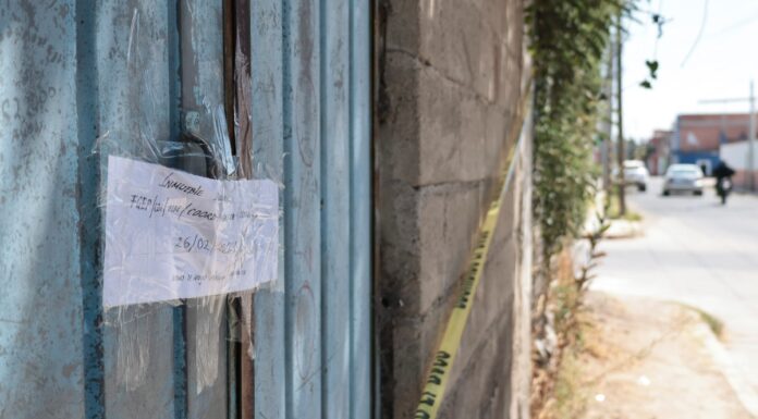 SSC Cholula atiende reporte de olores fétidos en casa de Tecamac