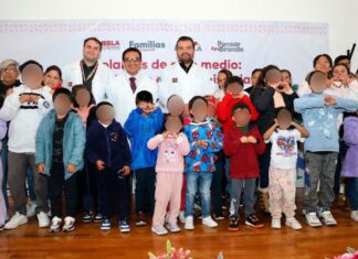 Escuchan por primera vez 20 niñas y niños gracias al SEDIF en Puebla