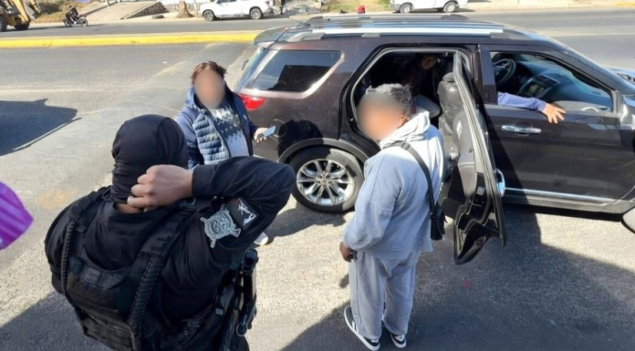 Policía de Texmelucan evita fraude en compra-venta de vehículo