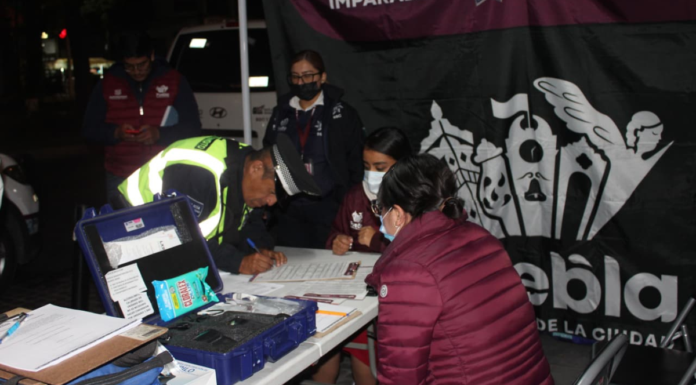 Contraloría Municipal de Puebla supervisa operativos alcoholímetro
