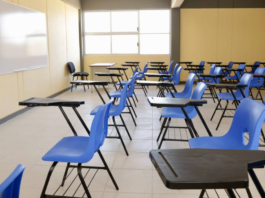 Lupita Cuautle entrega aulas a primaria de San Antonio Cacalotepec