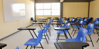 Lupita Cuautle entrega aulas a primaria de San Antonio Cacalotepec