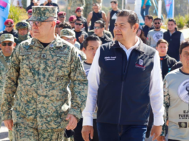 Puebla celebra al Ejército con carrera y exhibición militar