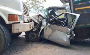 Fuerte choque entre dos unidades bloquea la federal México–Tuxpan