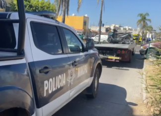 Conductor atropella y mata a dos personas en Tianguismanalco