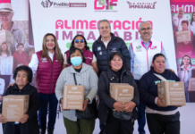 SMDIF Puebla entrega 2 mil despensas en San Baltazar Tetela