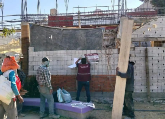 Retiran estructuras que invadían espacios públicos en Puebla