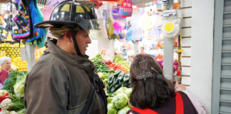 Texmelucan supervisa conexiones de gas en el mercado Domingo Arenas