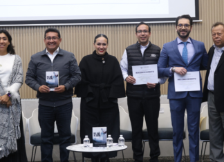 Congreso de Puebla difunde obra sobre migrantes en EU