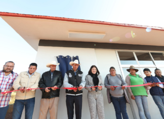 Inauguran salón de usos múltiples en comunidad de Zacatlán