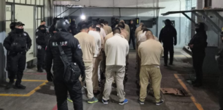 Trasladan a 30 internos del CERESO de Cholula a Tepexi