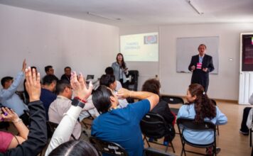 DIF Puebla Capital capacita a médicos en detección temprana de cáncer infantil