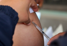 Realizan vacunación contra el sarampión e influenza en Palmar de Bravo