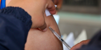 Realizan vacunación contra el sarampión e influenza en Palmar de Bravo