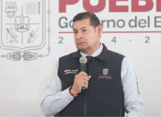 Armenta analiza reducir regidurías y sindicaturas en Puebla