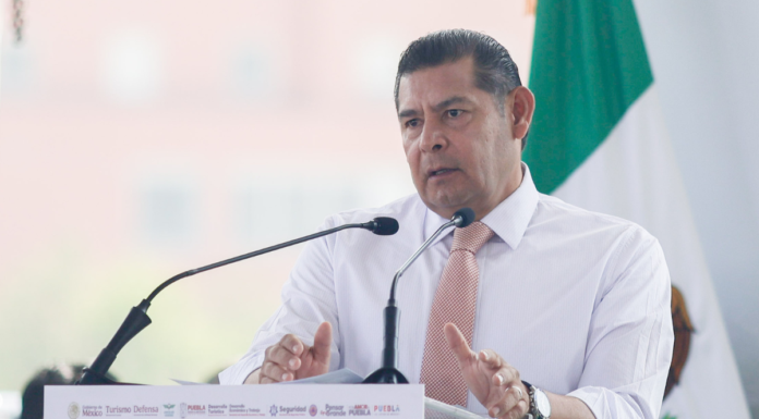 Armenta lanza advertencia a ediles rumbo a elecciones de 2027