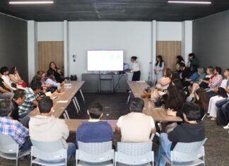 Capacitan a funcionarios en derechos de personas con discapacidad