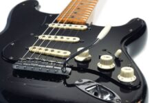 “Black Strat” de Pink Floyd se convierte en la guitarra más cara de la historia