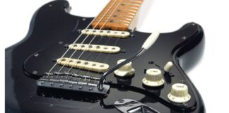 “Black Strat” de Pink Floyd se convierte en la guitarra más cara de la historia