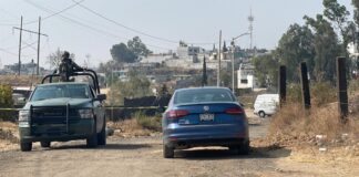 Hallan dos cadáveres embolsados en Xochimehuacan