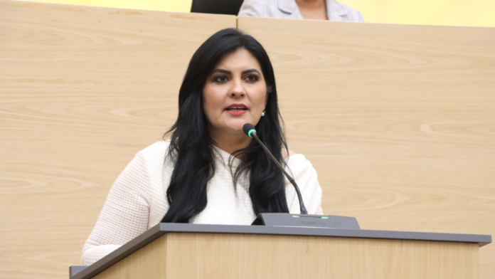 Delfina-Pozos_20260305_221016_0000