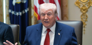 Donald Trump rebautiza el estrecho de Ormuz y desata críticas