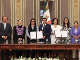 Congreso firma convenio con IMSS para descuentos vacacionales