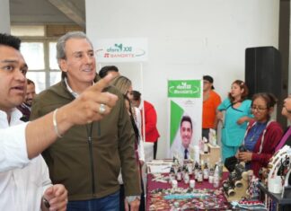 Pepe Chedraui acerca salud y programas sociales a Infonavit La Victoria
