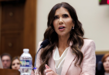 Destituyen a Kristi Noem del Departamento de Seguridad de EU