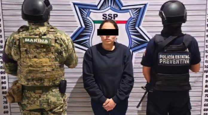 Detienen a “La Güera”, presunta operadora de La Familia Michoacana en Puebla