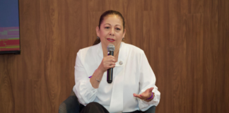 Laura Artemisa llama a romper las barreras entre mujeres