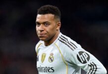 Mbappé desmiente que médicos le examinaran la rodilla equivocada