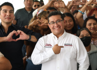 Pável Gaspar sostiene diálogo ciudadano en Acatlán de Osorio