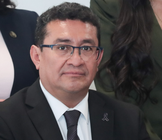 Congreso de Puebla analiza posible destitución de funcionarios
